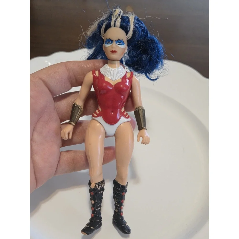 Vintage Galoob Golden Girls Guardians of the Gemstones Vultura Action Figure 80s